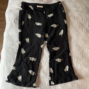 Cropped silky pants